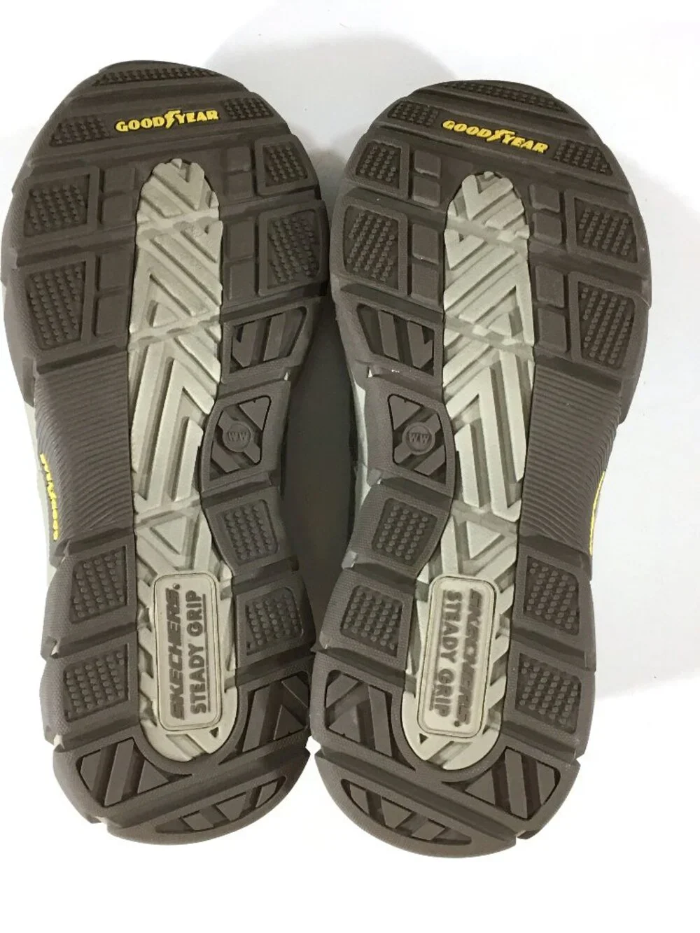 Skechers relaxed fit